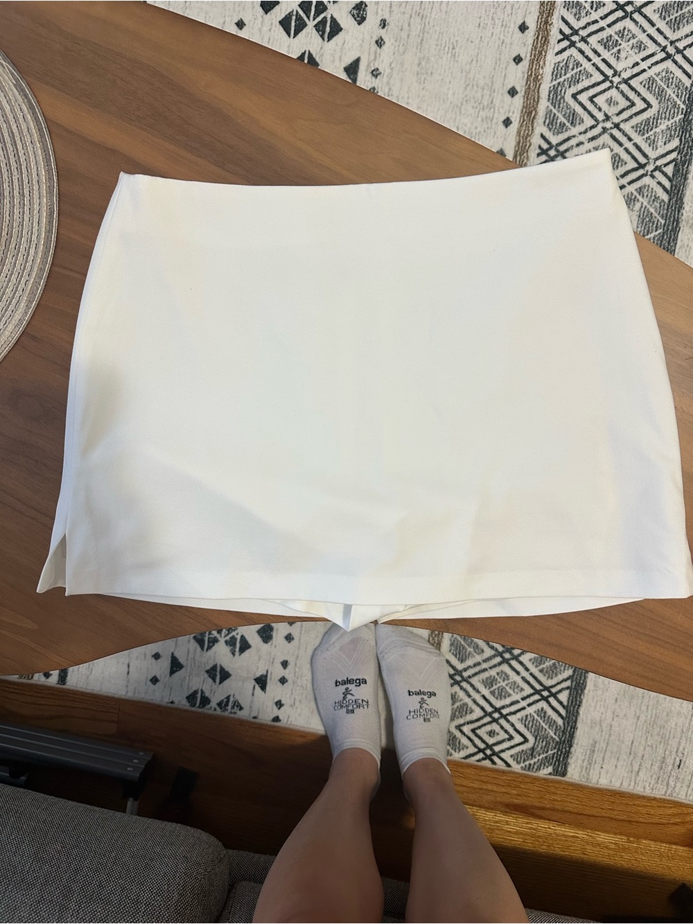 Babaton White Roundup Skirt